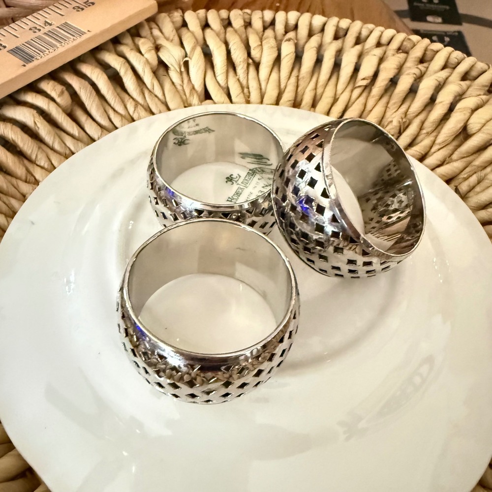 Homer Laughlin Silver Tone Diamond Cut Napkin Rings Set of 3